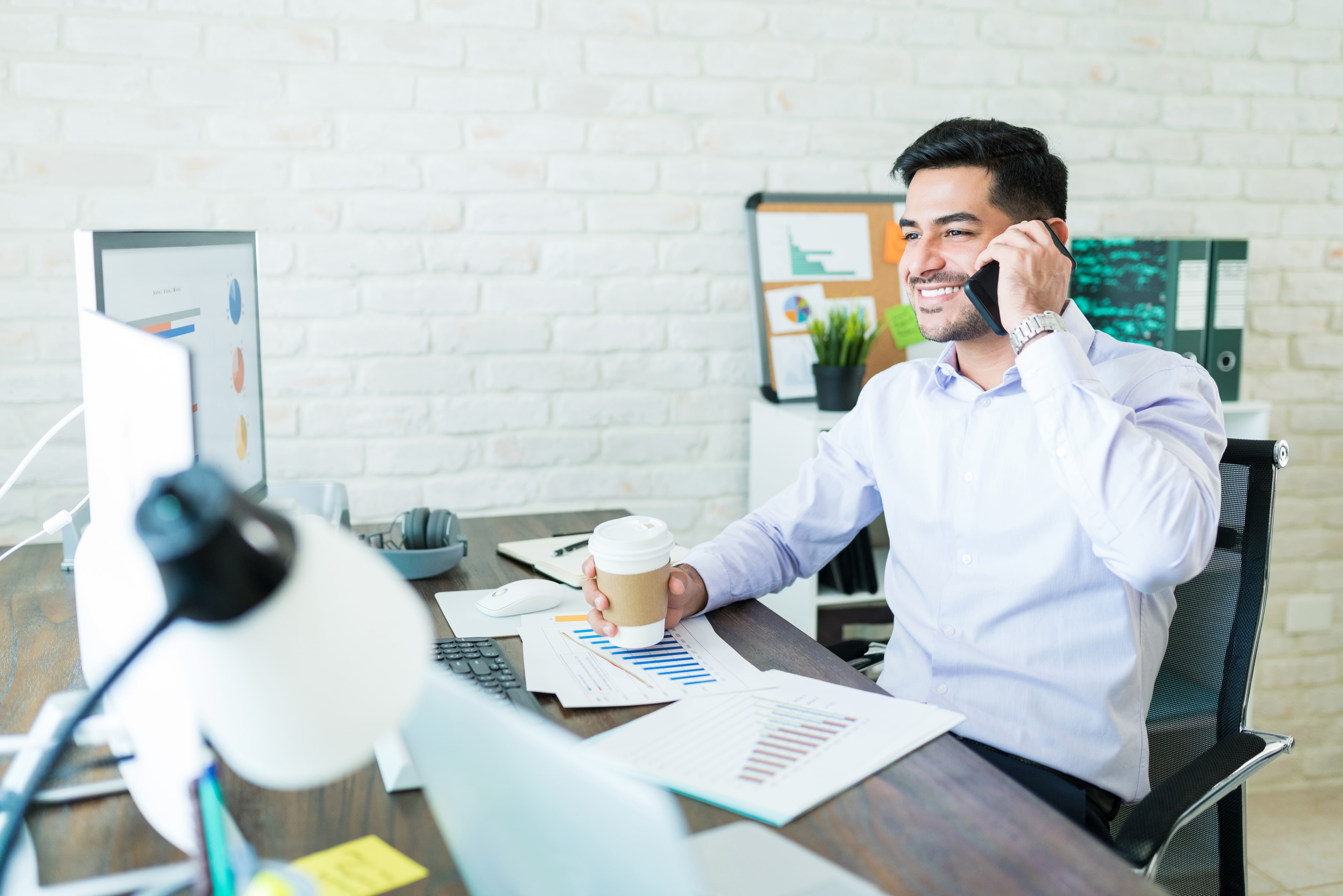 Modern Wealth Insurance Group agent at work
